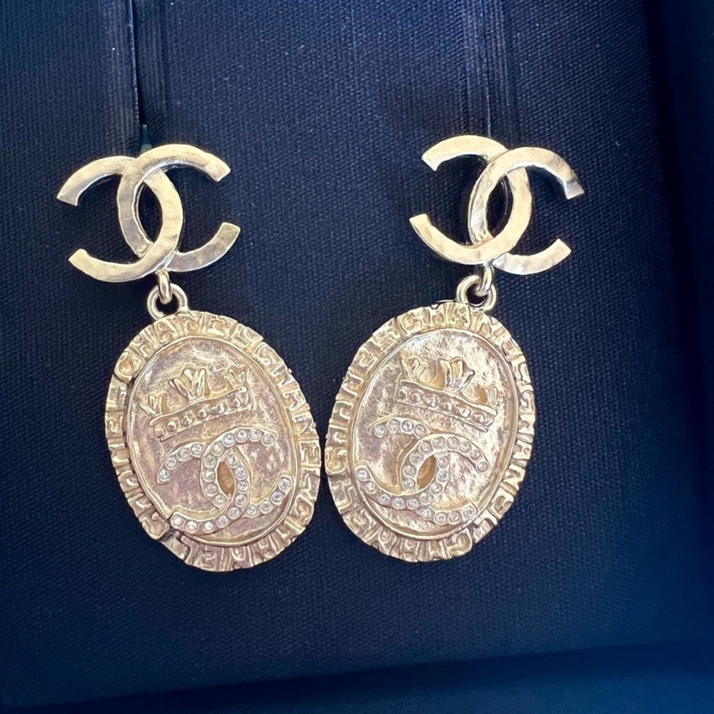 Brand New Chanel Vintage Style Gold Crystal CC Earrings